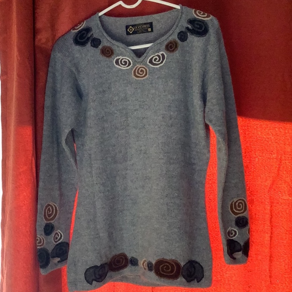 La Vicuñita baby alpaca wool sweater EUC